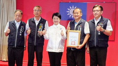 市長頒獎予五福里自主防災社區