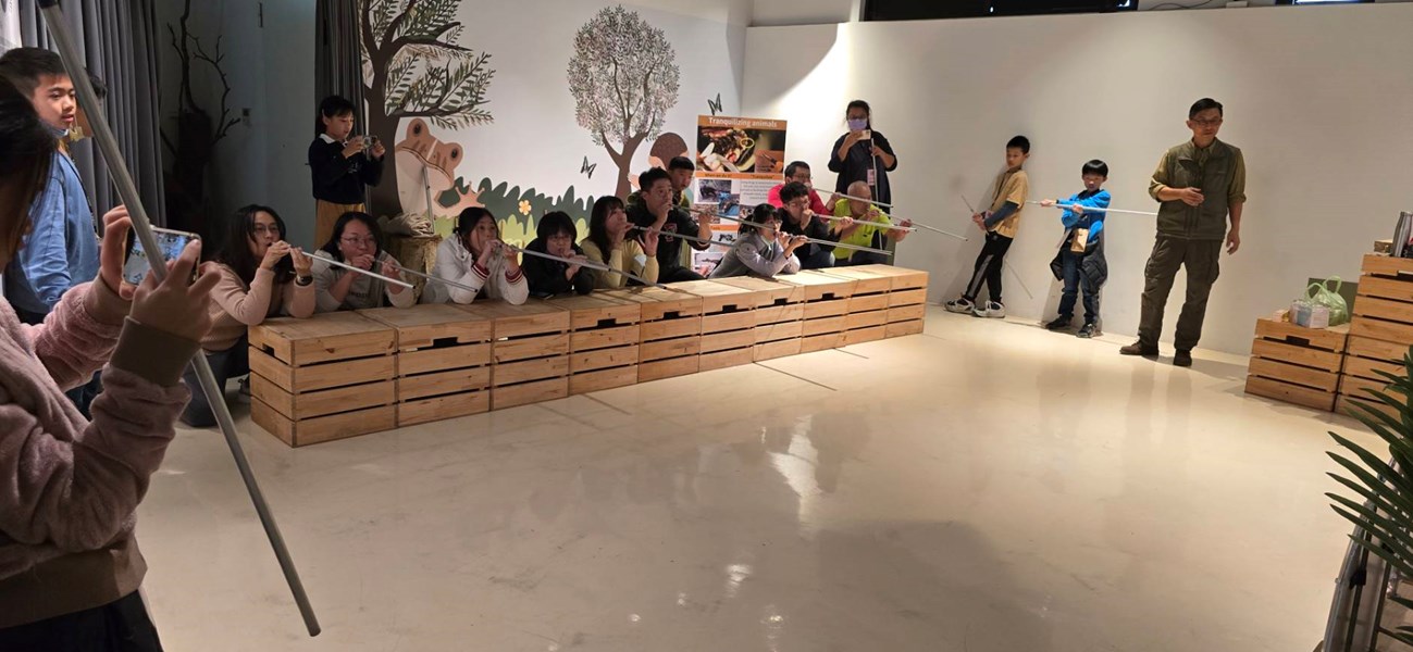 模擬吹箭管將野生動物麻醉