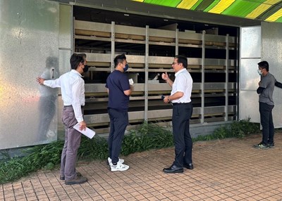 Director Shih-Yi Fan of the Water Resources Bureau inspected sludge biological treatment using automated black soldier fly breeding technology at the Wenshan Water Resource Recovery Center