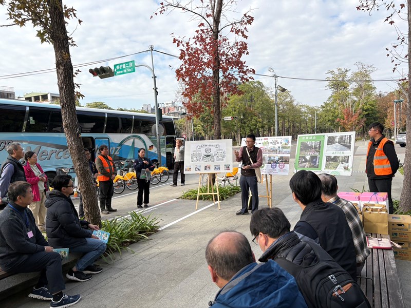 本次參訪亦由中興大學科技管理研究所所長鄭菲菲及水土保持學系宋國彰教授協助現地導覽-從學術與實務面向深入解說規劃理念與治理成果