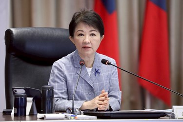 Mayor Shiow-Yen Lu commends the Water Resources Bureau of Taichung City Government team for its long-term commitment to infrastructure development
