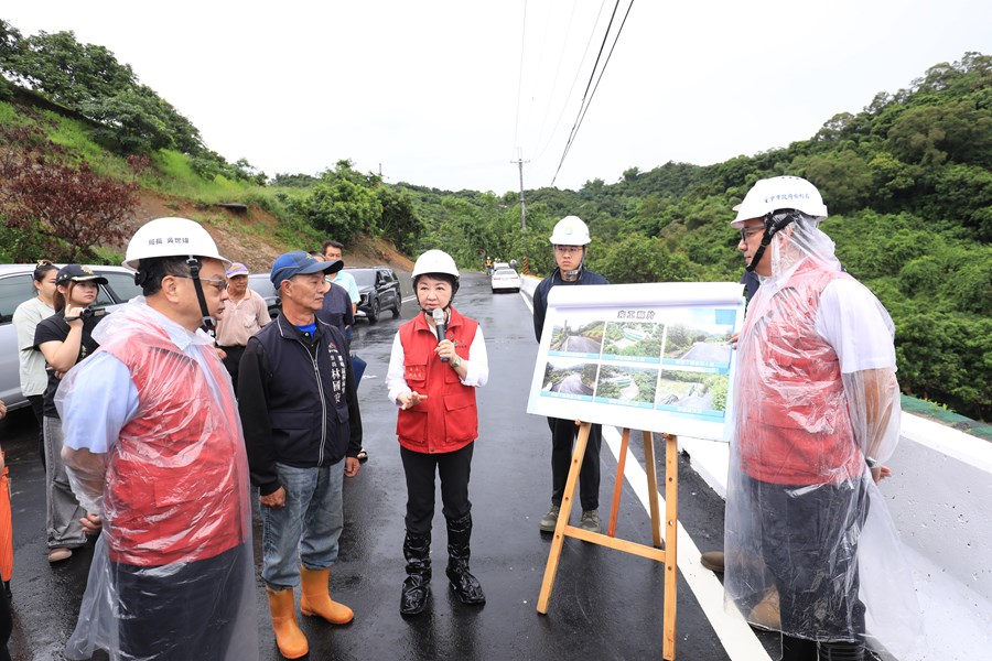 視察霧峰暗坑巷復建工程2