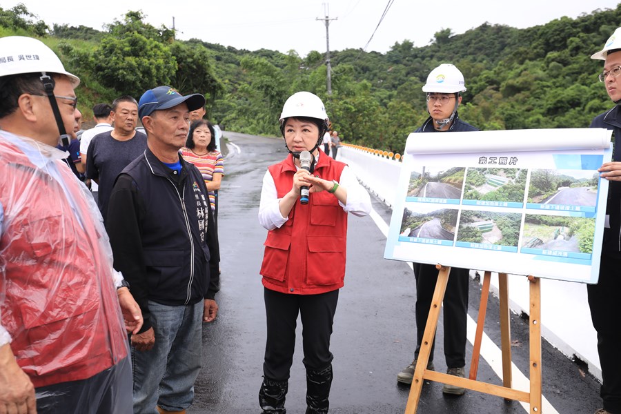 視察霧峰暗坑巷復建工程5
